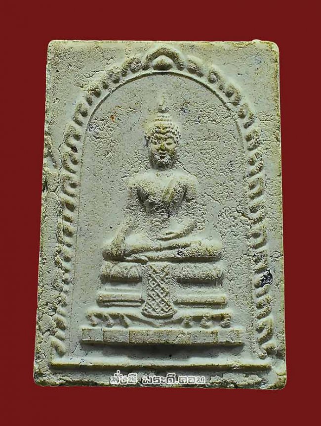 พระพุทธปางมารวิชัยในซุ้มเรือนแก้ว เนื้อผงไม่ทราบที่และรายละเอียดในการจัดสร้างครับ