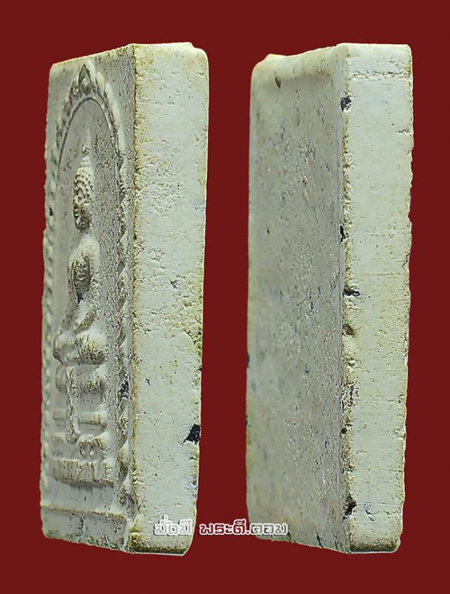 พระพุทธปางมารวิชัยในซุ้มเรือนแก้ว เนื้อผงไม่ทราบที่และรายละเอียดในการจัดสร้างครับ